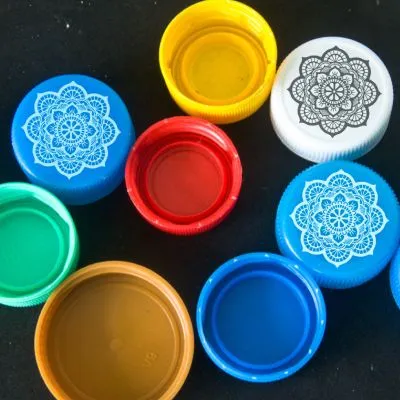 Pad Printing on plastic  Bottle Caps