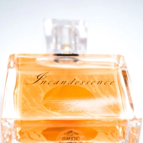 printed-on-glass-perfume-botle